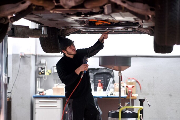 Kfz-Mechatroniker (m/w/d) - BOB Automotive Witten, 1. Bild